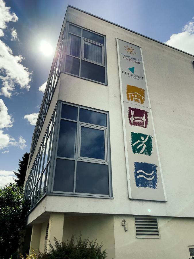 Sport Hotel Kenzingen Eksteriør bilde