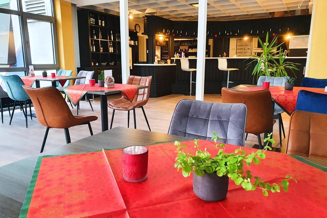 Sport Hotel Kenzingen Eksteriør bilde