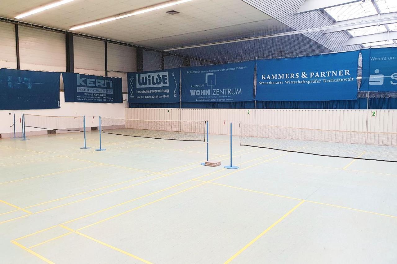 Sport Hotel Kenzingen Eksteriør bilde