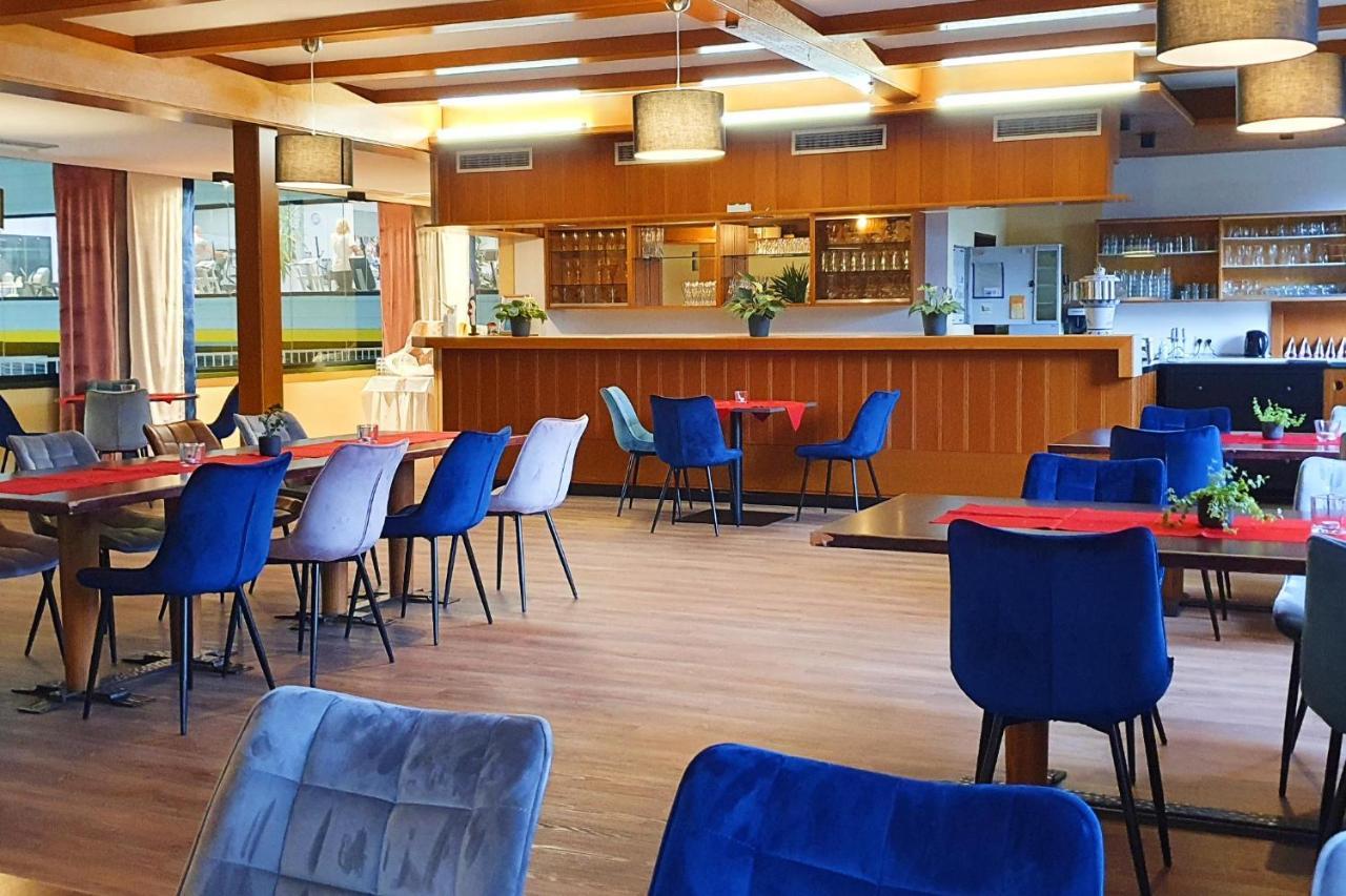 Sport Hotel Kenzingen Eksteriør bilde