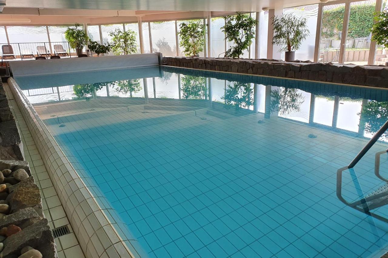 Sport Hotel Kenzingen Eksteriør bilde